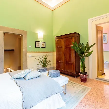 Hugo, Luxury 5 Bedrooms With Pool