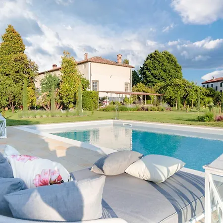 Hugo, Luxury 5 Bedrooms With Pool Villa *