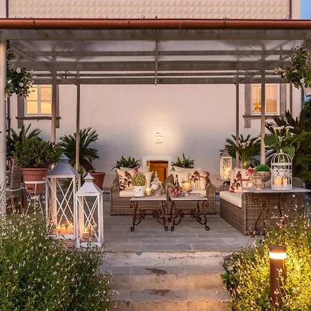 Hugo, Luxury 5 Bedrooms With Pool